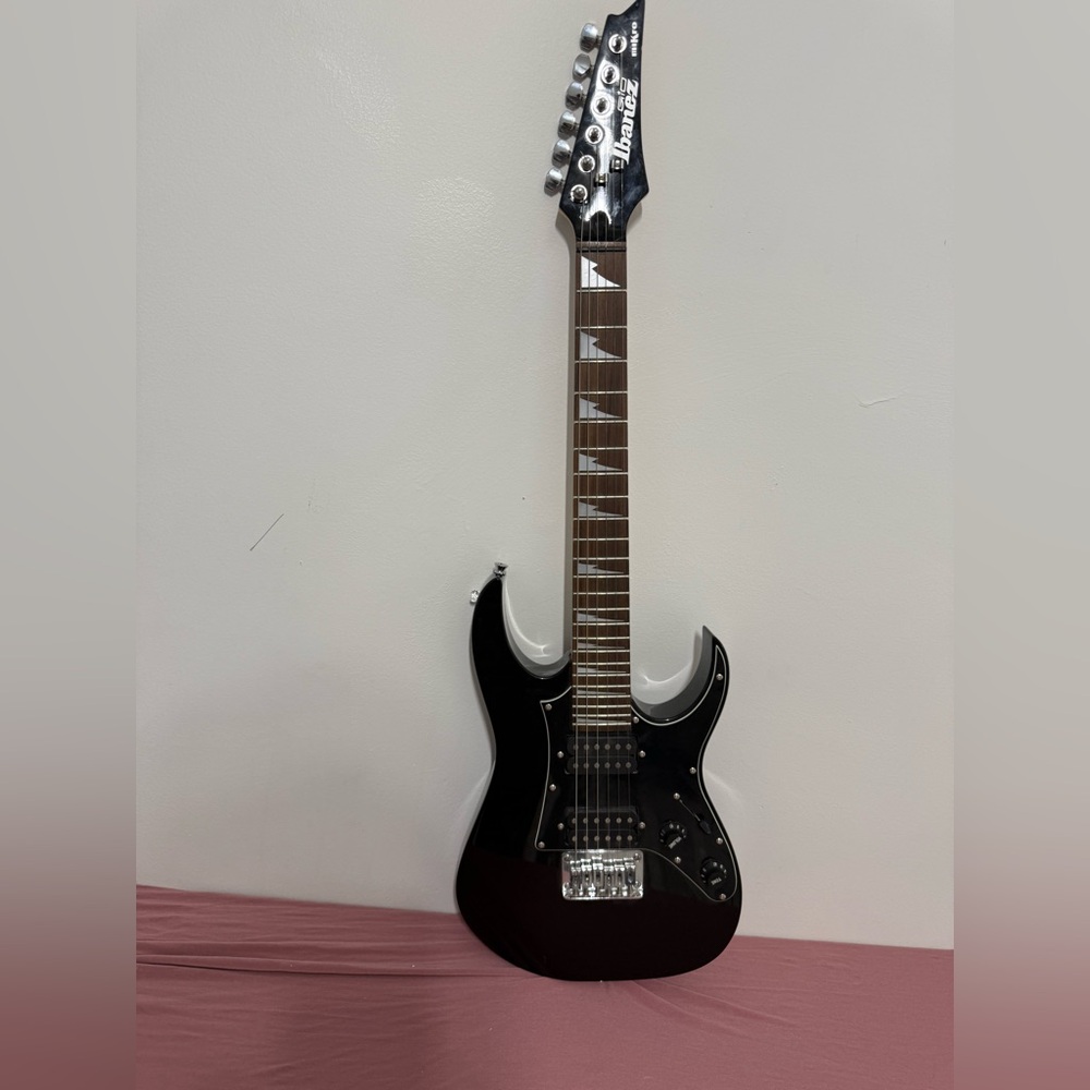 Ibanez GIO miKro GRGM21 electric guitar in Black Night